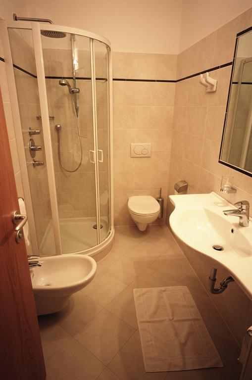Residence Frea Сельва-ді-Валь-Гардена Номер фото